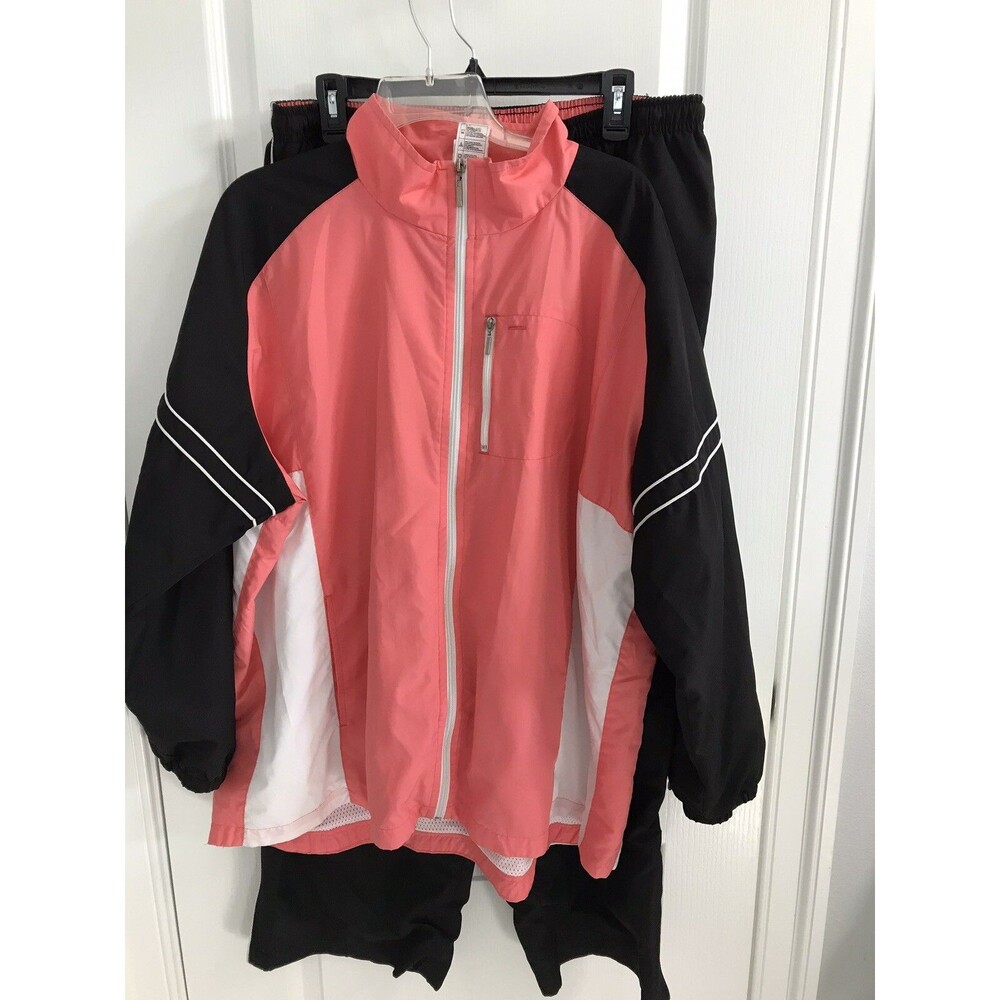 JMS Shaped Fit lightweight jacket/windbreaker Suit  Size 22W/24W LADIES